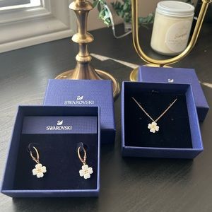 Swarovski Crystal Latisha reversible necklace and earring set